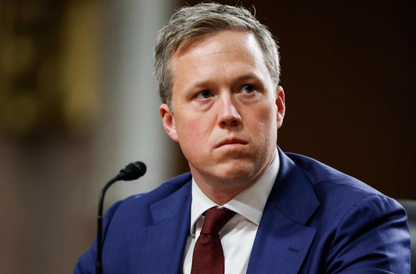 美陆军部长被曝已向特朗普递交辞呈