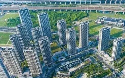 特朗普要改建"美版凯旋门"专门放武器