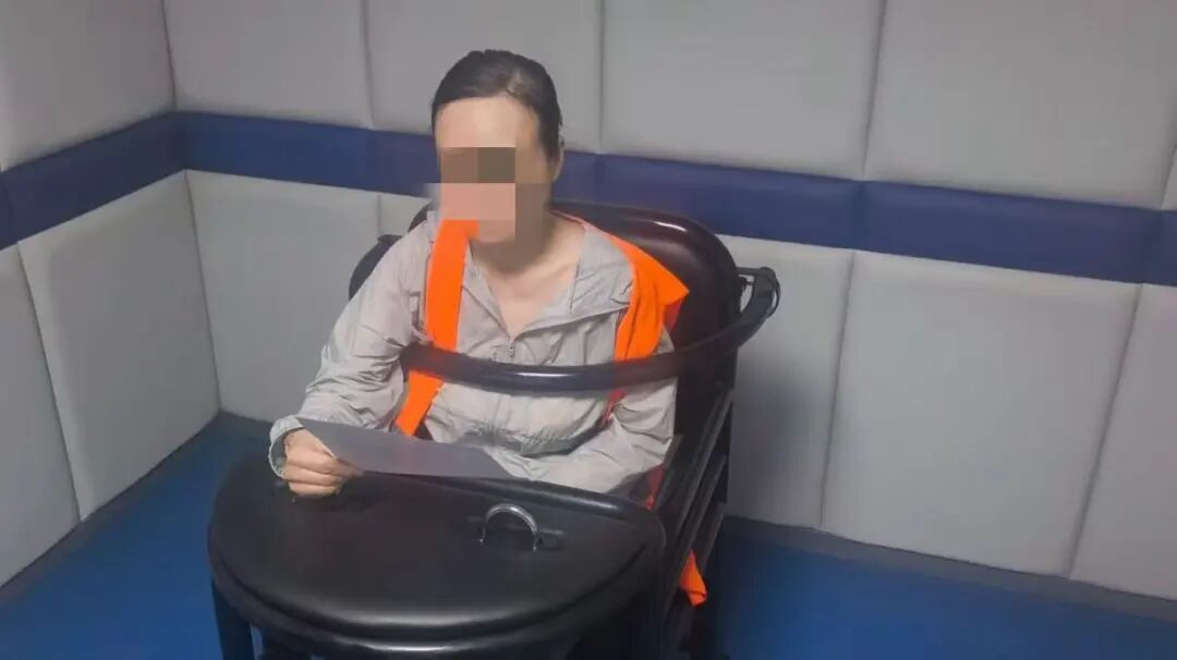 3个手机号8个马甲 女子拿老人卧床照向商家索赔数百次