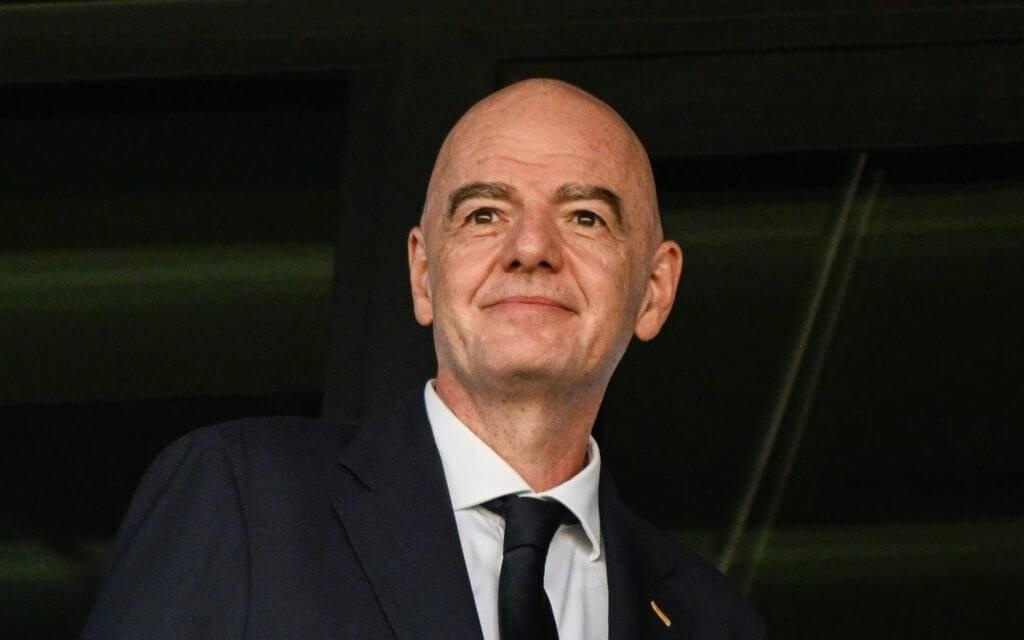 莱因克尔：多年前就和FIFA保持距离，当年拒绝会见普京的安排